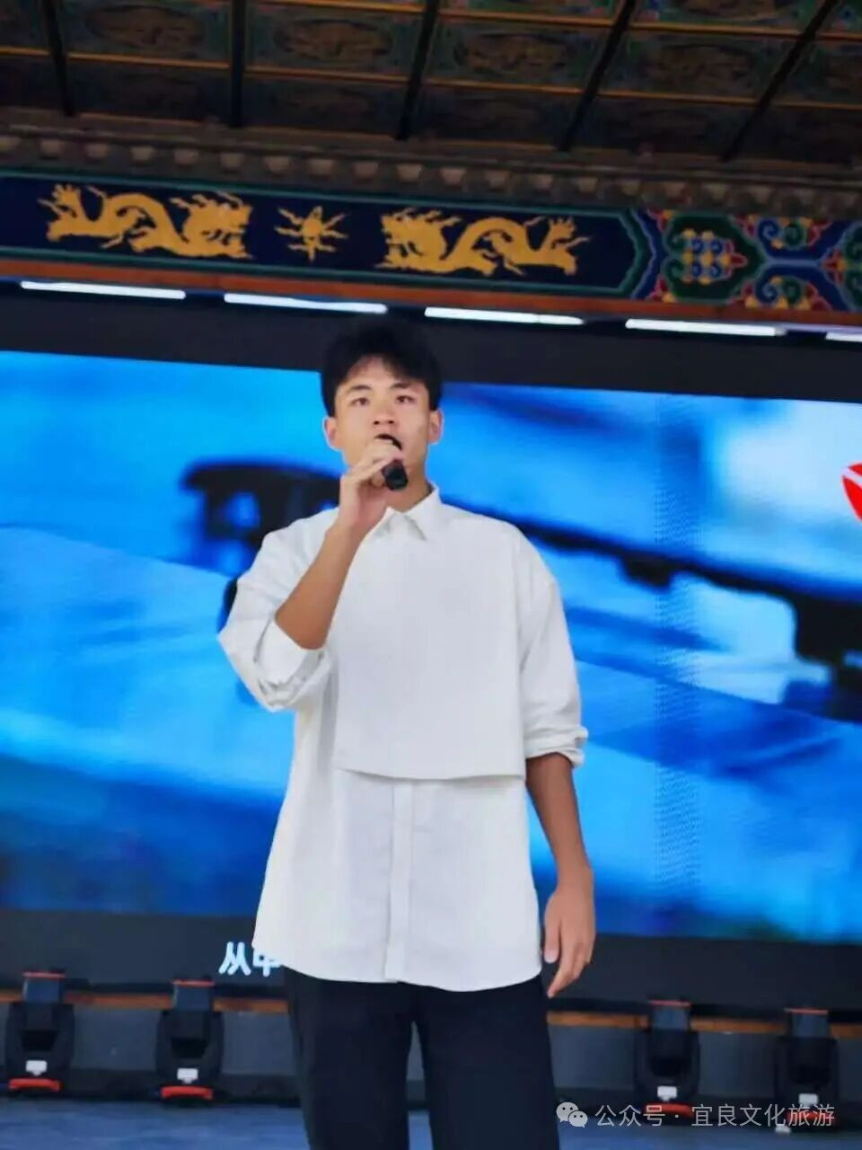 a7b6f2dcffba0ad2cef4ee933904180a